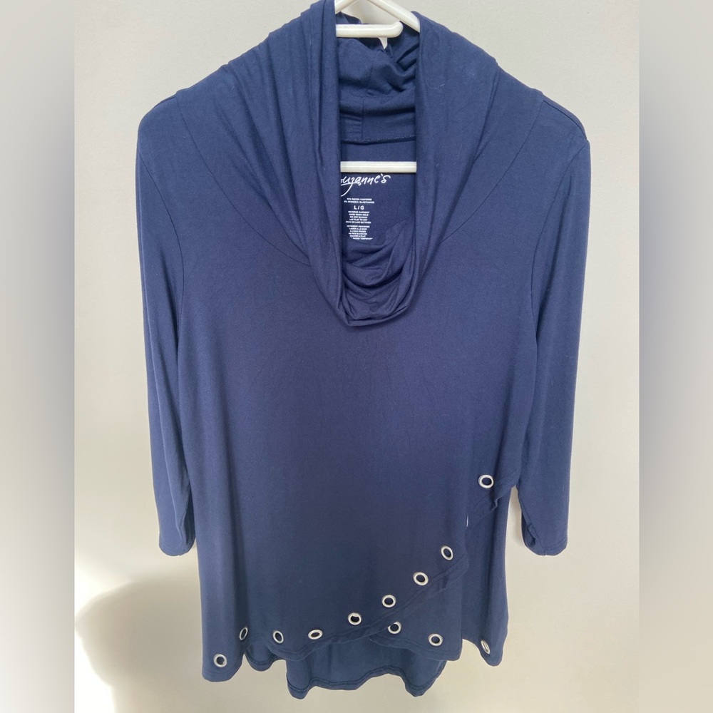 SUZANNE'S Navy Blue stretchy cowl neck long sleeve Tunic with grommets ~ size L